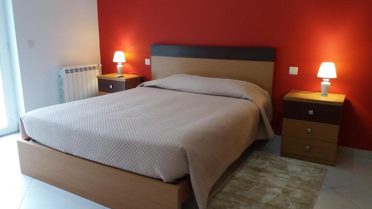 Funileiro, Apartamentos E Quartos Amares Exteriör bild