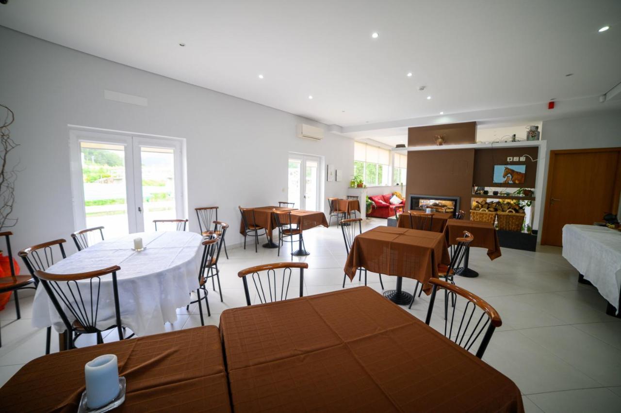 Funileiro, Apartamentos E Quartos Amares Exteriör bild