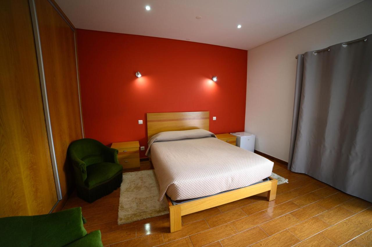 Funileiro, Apartamentos E Quartos Amares Exteriör bild