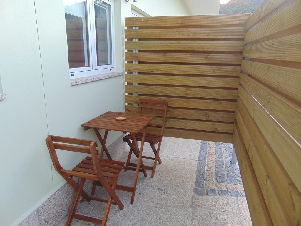 Funileiro, Apartamentos E Quartos Amares Exteriör bild